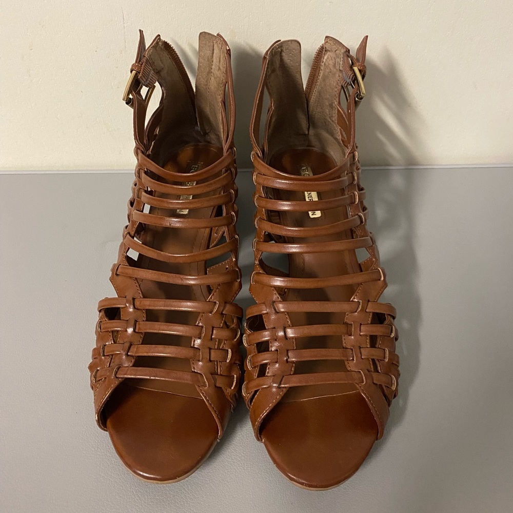 Short heel - Picture 4 of 4